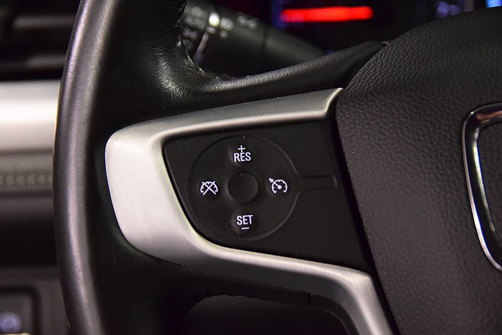 Used 2017 GMC Acadia SLE w/ LPO, Floor Liner Package FWD image 18