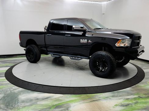 Used 2018 RAM 2500 Tradesman w/ Popular Equipment Group image 3