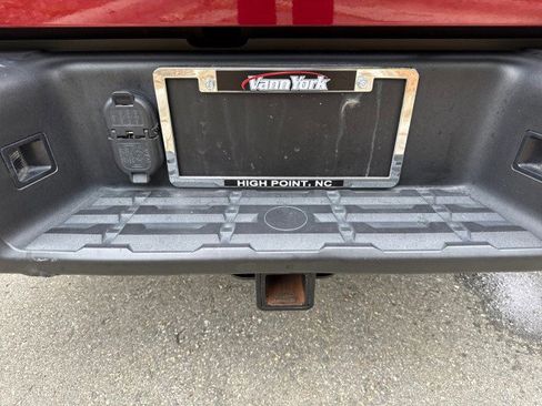 Used 2022 Nissan Frontier SV RWD image 47