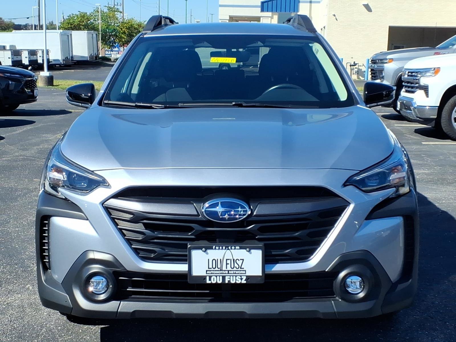 Used 2025 Subaru Outback Premium AWD/4WD image 32
