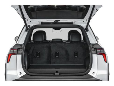 New 2026 Chevrolet Equinox LT w/ Safety and Technology Package FWD image 16