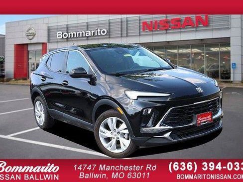 Used 2025 Buick Encore GX Preferred FWD image 1