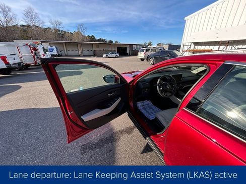 Used 2024 Honda Accord EX image 28