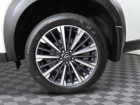 New 2026 Nissan Pathfinder Platinum w/ Cargo Package image 9