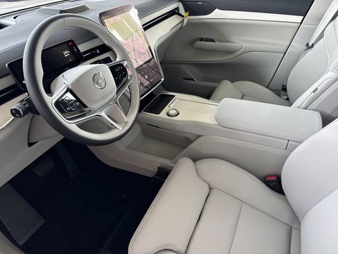 New 2026 Volvo EX90 Plus image 9