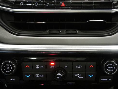 Used 2022 Jeep Compass Limited w/ Sun and Sound Group AWD/4WD image 20
