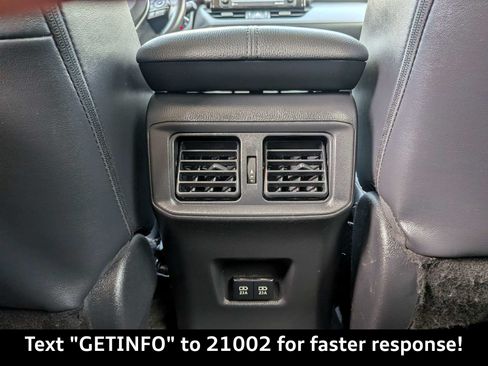 Used 2020 Toyota RAV4 XLE Premium FWD image 17