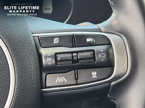 Certified 2024 Kia Sportage SX FWD image 28
