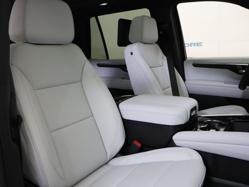 New 2026 Chevrolet Tahoe Premier image 21