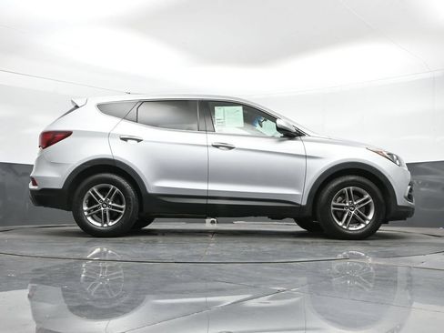 Used 2017 Hyundai Santa Fe Sport FWD image 41