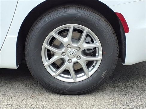 New 2026 Chrysler Voyager LX image 8