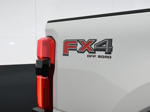 Used 2026 Ford F250 Platinum AWD/4WD image 51