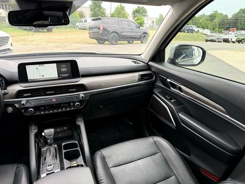 Used 2021 Kia Telluride EX w/ EX Premium Package AWD/4WD image 26