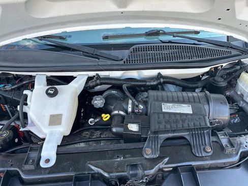 Used 2015 Chevrolet Express 3500 image 35