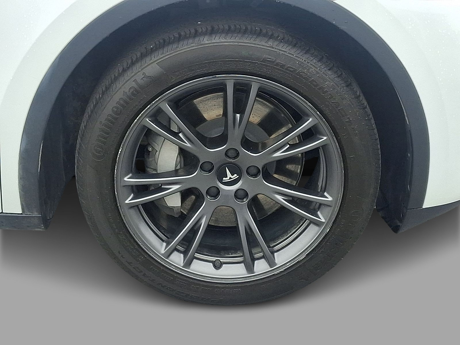 Used 2024 Tesla Model Y Long Range RWD image 8