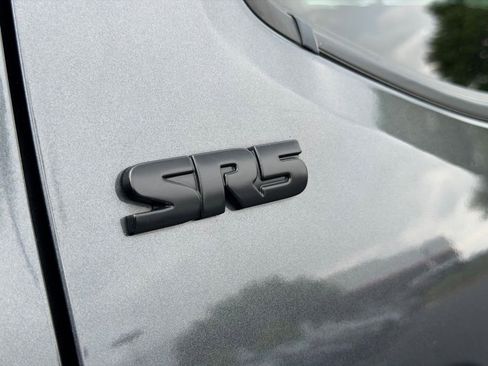 Used 2023 Toyota Tacoma SR5 RWD image 10