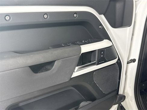 Certified 2023 Land Rover Defender 110 S image 33