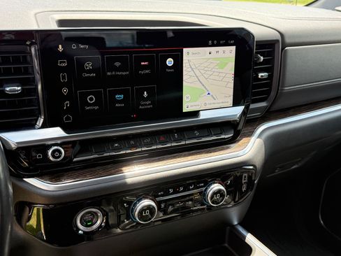 Used 2023 GMC Sierra 1500 Elevation AWD/4WD image 15