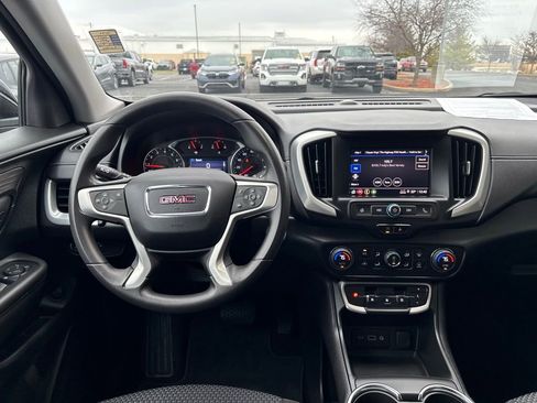 Used 2023 GMC Terrain SLE w/ Driver Convenience Package image 23