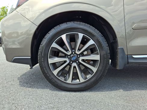 Used 2017 Subaru Forester 2.0XT Touring AWD/4WD image 9