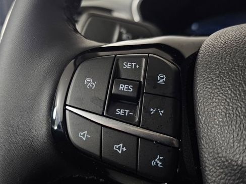 Used 2024 Ford Escape SE w/ PHEV Premium Package image 35