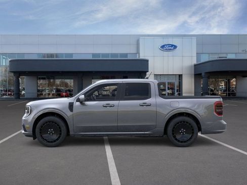New 2026 Ford Maverick Lobo AWD/4WD image 3