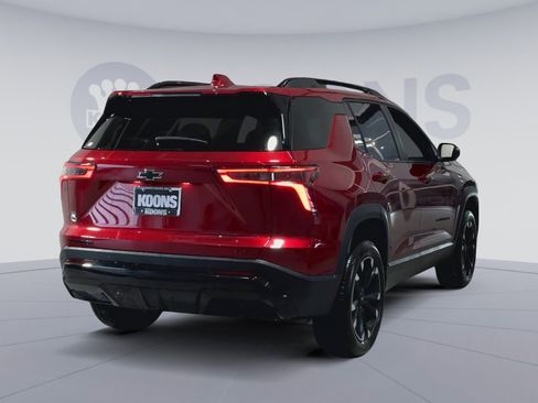 New 2026 Chevrolet Equinox RS w/ Convenience Package III FWD image 11