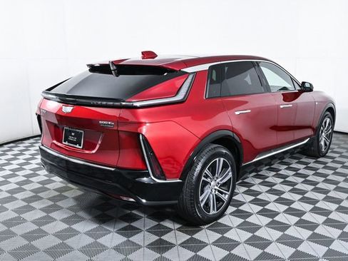 New 2025 Cadillac Lyriq Luxury image 22