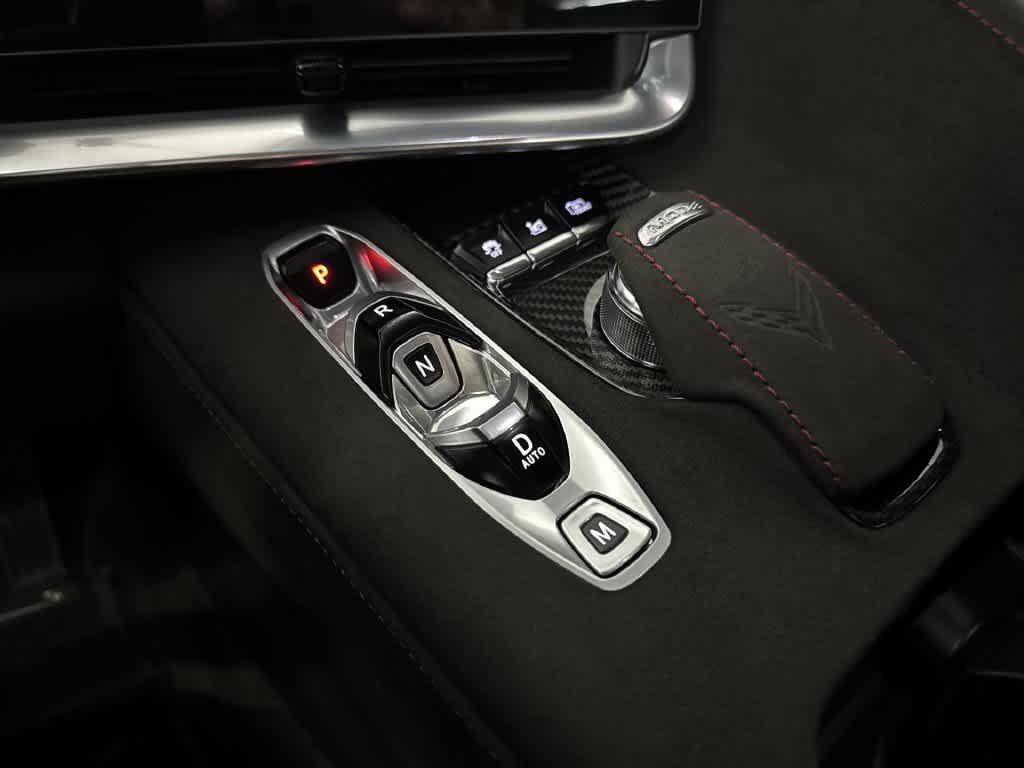 Used 2022 Chevrolet Corvette Stingray Premium Conv w/ Z51 Performance Package RWD image 20