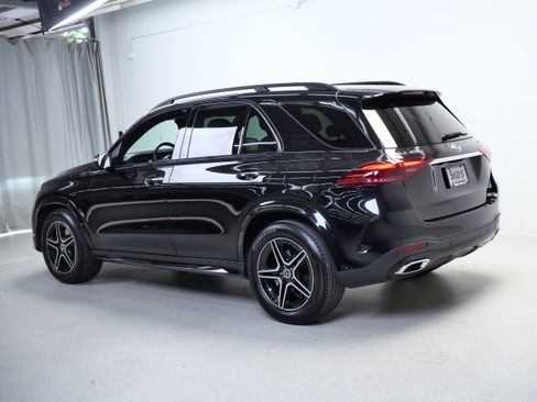 Certified 2026 Mercedes-Benz GLE 450e 4MATIC image 11