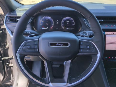 New 2026 Jeep Grand Cherokee Limited Reserve image 9