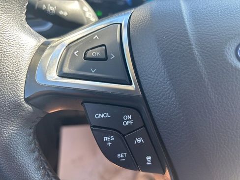 Used 2024 Ford Edge SEL image 24