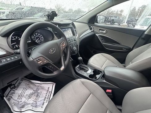 Used 2017 Hyundai Santa Fe Sport image 13