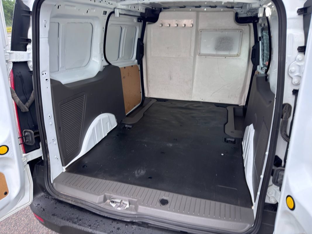 Used 2023 Ford Transit Connect XL FWD image 38
