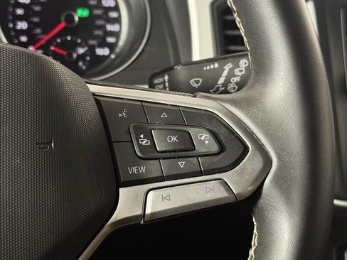 Used 2021 Volkswagen Atlas Cross Sport SE FWD image 16