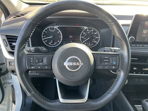 Certified 2023 Nissan Rogue SV w/ SV Premium B Package image 7