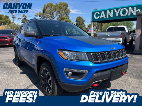 Used 2018 Jeep Compass Trailhawk w/ Leather Interior Group AWD/4WD image 1