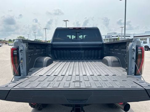 Used 2025 GMC Sierra 2500 AT4X w/ AT4X AEV Edition AWD/4WD image 30