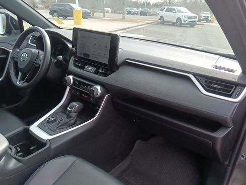 Used 2023 Toyota RAV4 XSE w/ XSE Grade Weather Package image 33