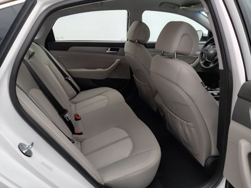 Used 2016 Hyundai Sonata SE FWD image 19