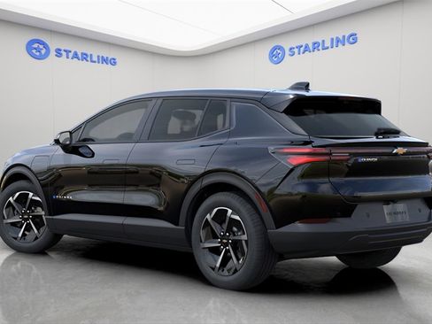 New 2026 Chevrolet Equinox EV LT image 3