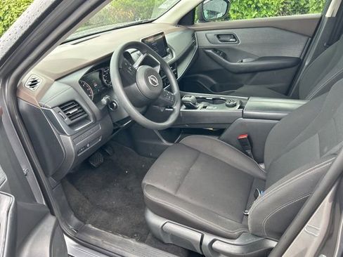 Used 2023 Nissan Rogue S AWD/4WD image 7