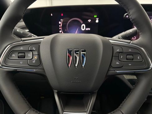 New 2026 Buick Envista Avenir image 21