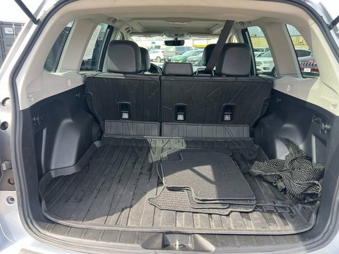 Used 2018 Subaru Forester 2.5i Premium w/ Popular Package #2A image 9