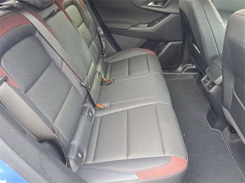 Used 2025 Chevrolet Equinox RS w/ Safety and Technology Package image 25