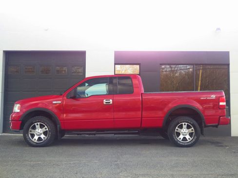 Used 2004 Ford F150 FX4 image 2