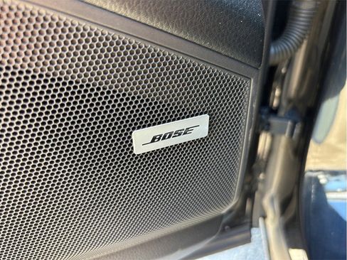 Used 2020 Porsche Cayenne image 26