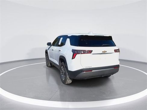 Used 2025 Chevrolet Equinox LT image 9