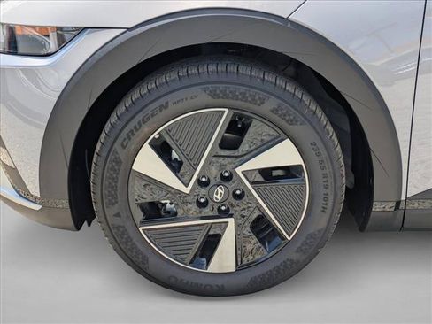 New 2026 Hyundai Ioniq 5 SEL RWD image 23