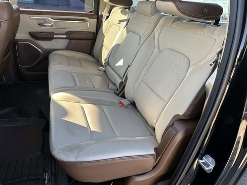 Used 2019 RAM 1500 Laramie image 13